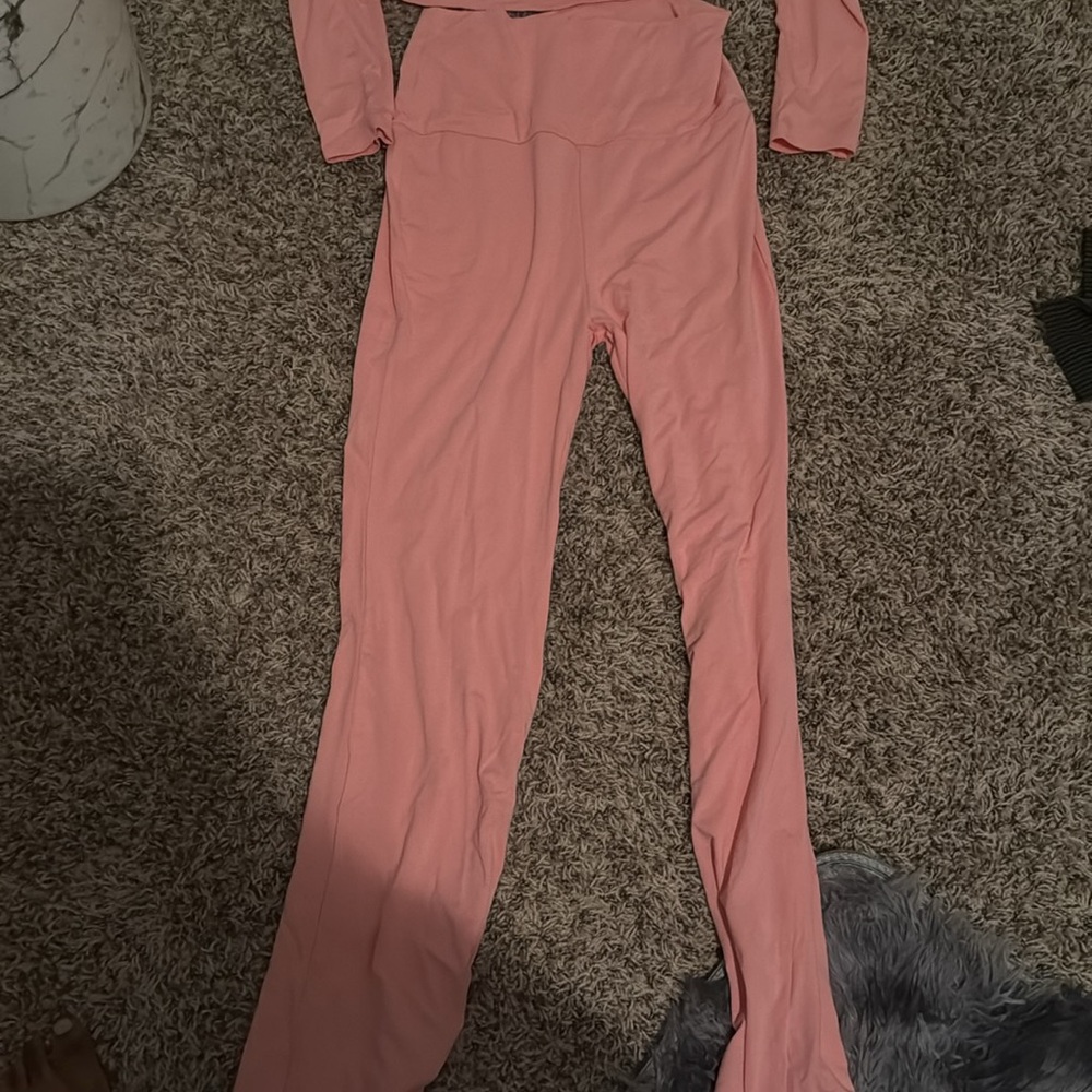 2 piece set - Picture 2 of 2